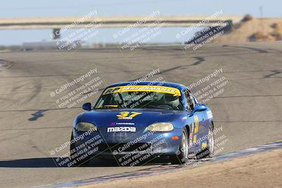 media/Oct-15-2023-CalClub SCCA (Sun) [[64237f672e]]/Group 4/Qualifying/